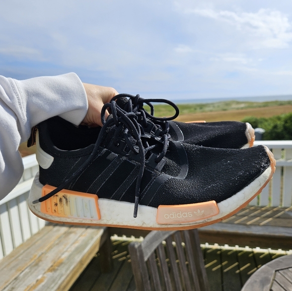 Adidas NMD R1 Running Sneakers Shoes Black Peach Size 9 - Picture 12 of 12